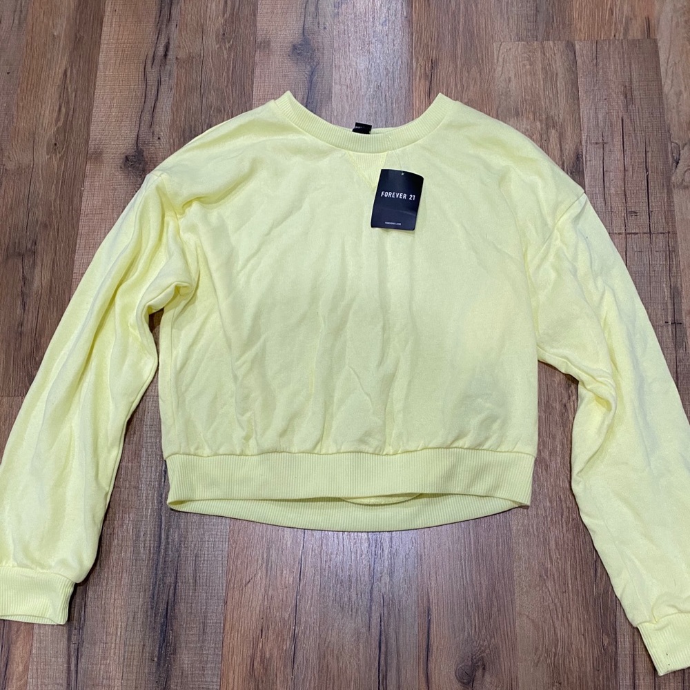 Crewneck sweater